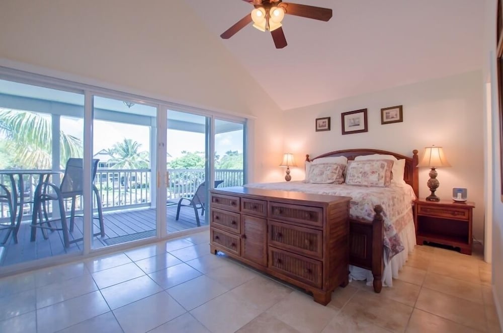 Townhome photo 1