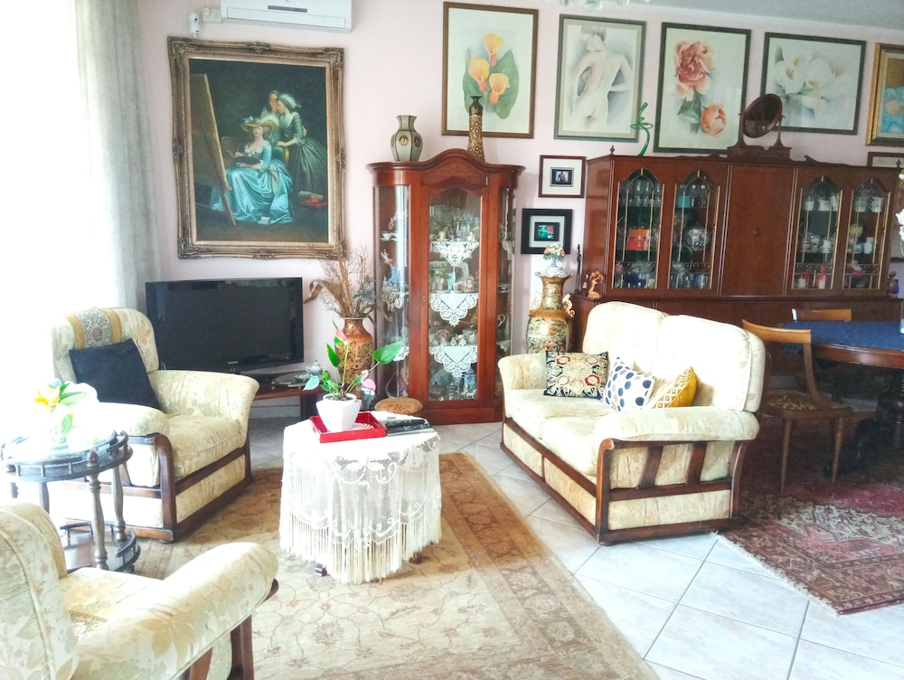 Deluxe Suite, 2 Bedrooms, Terrace, Garden View photo 1