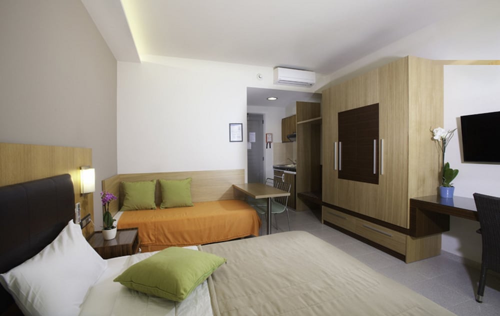 Studio (Quadruple Pool area or Upper) photo 2