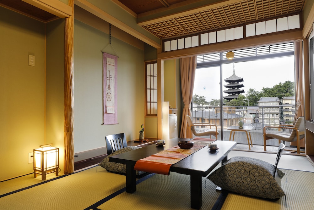 Japanese-style Room with 8 Tatami-mats - Temple View, Non Smoking - Photo 1