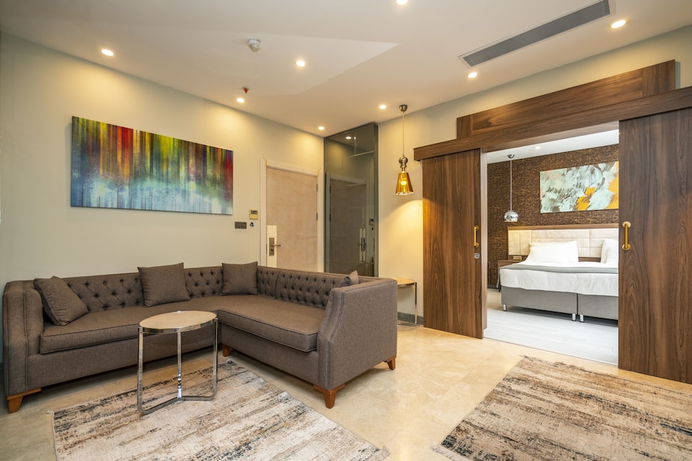 Suite, Garden View photo 1