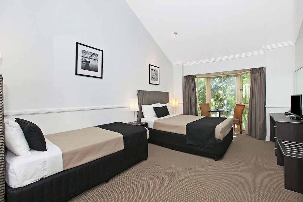 Deluxe Twin Room photo 3