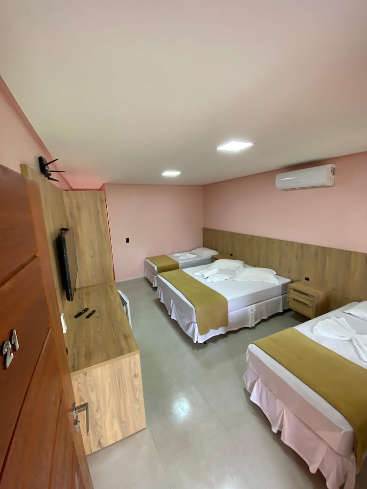 Deluxe Quadruple Room photo 1