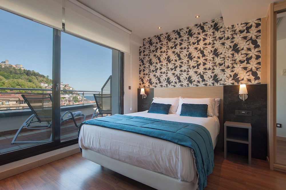 Classic Room, Sea View (View)
