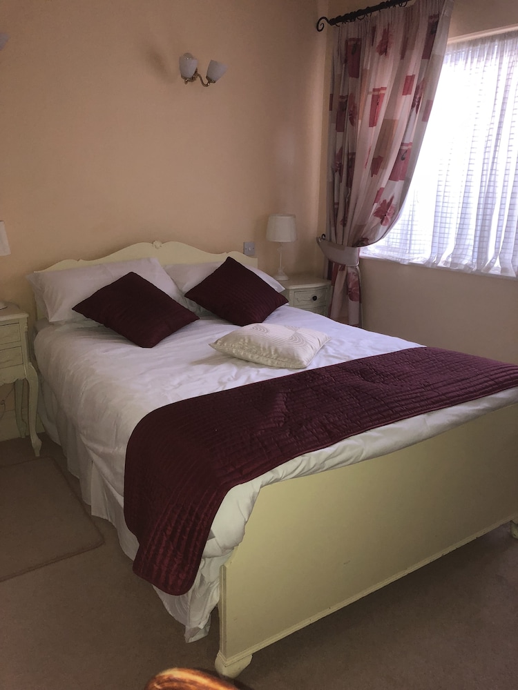 Family Triple Room, 2 Bedrooms photo 2