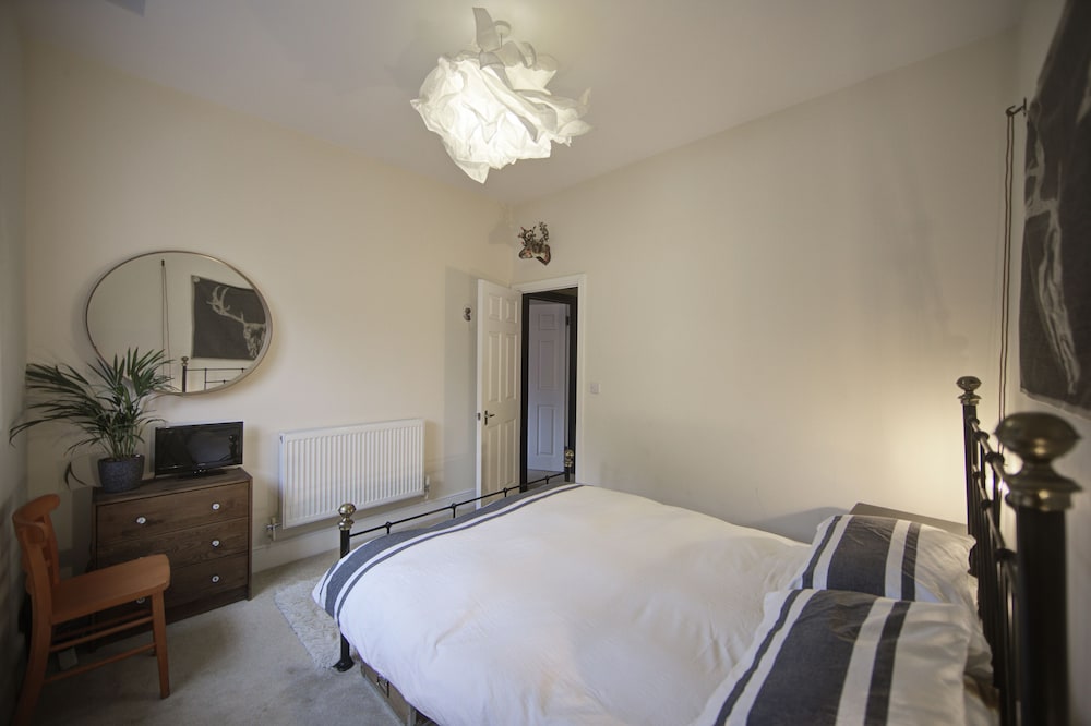 Apartment, 2 Bedrooms photo 3
