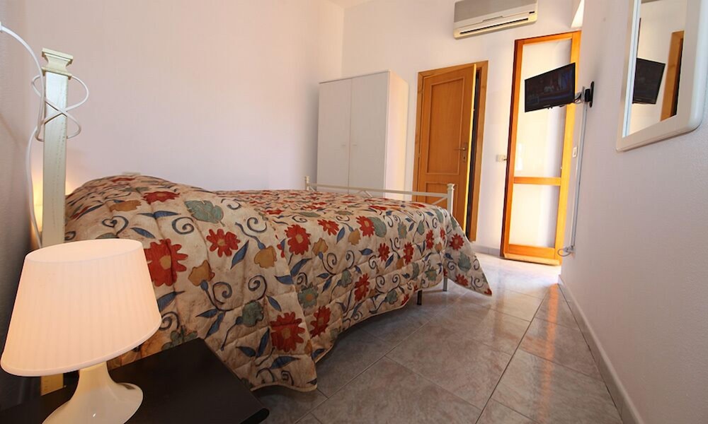 Double Room, Balcony