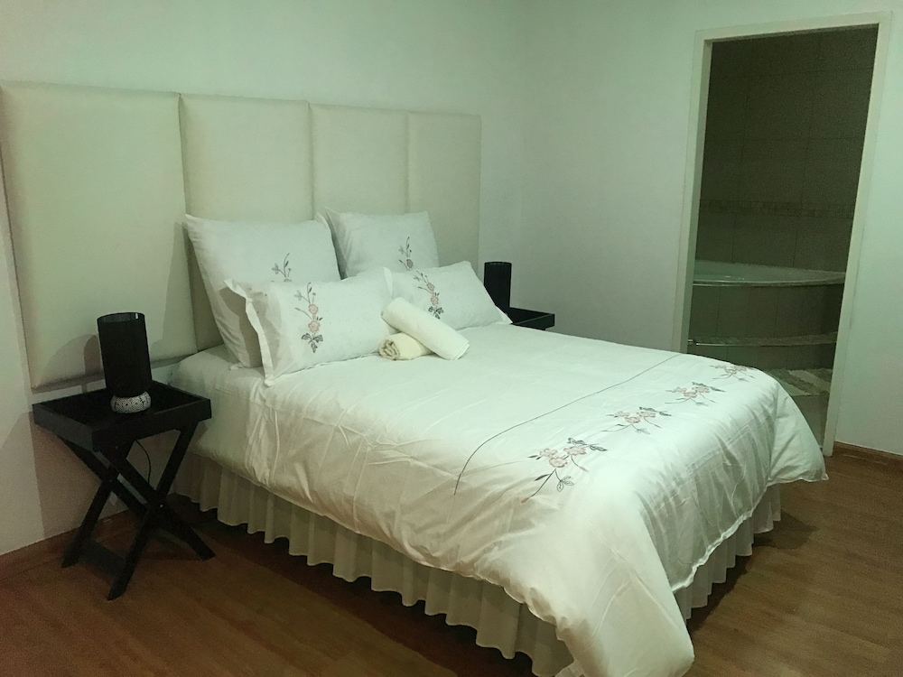 Double Or Twin Room photo 1