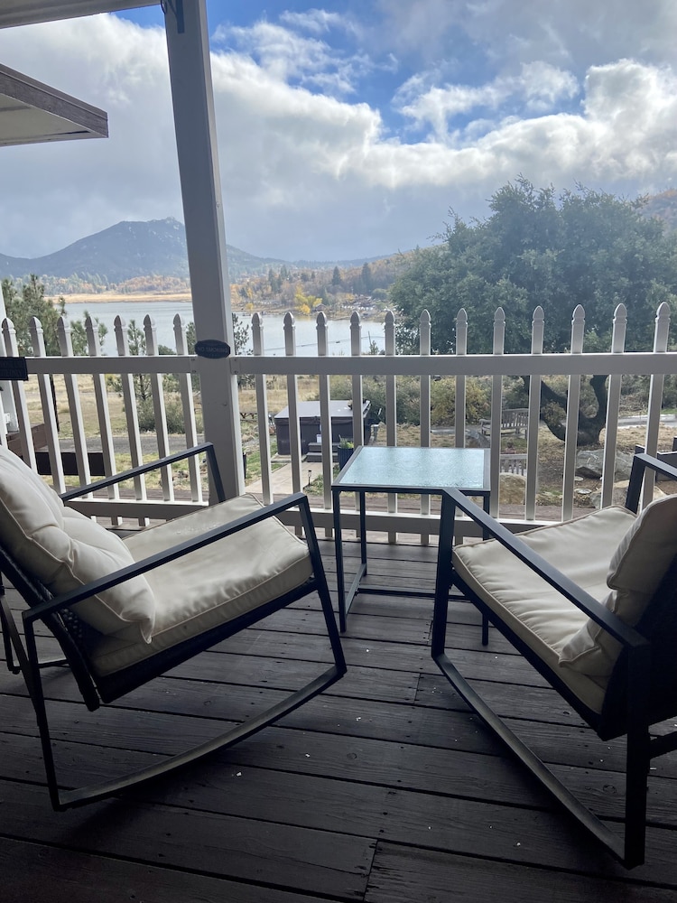 Lake Junior Suite