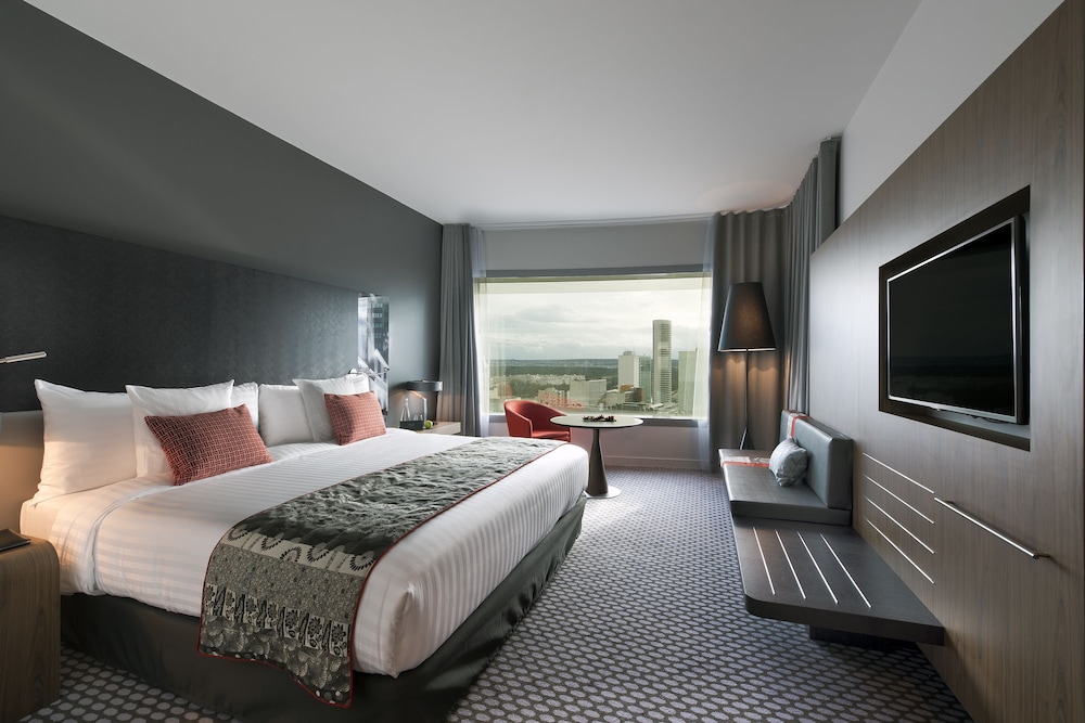 The Level Premium Room with Tour Eiffel View and Lounge Access