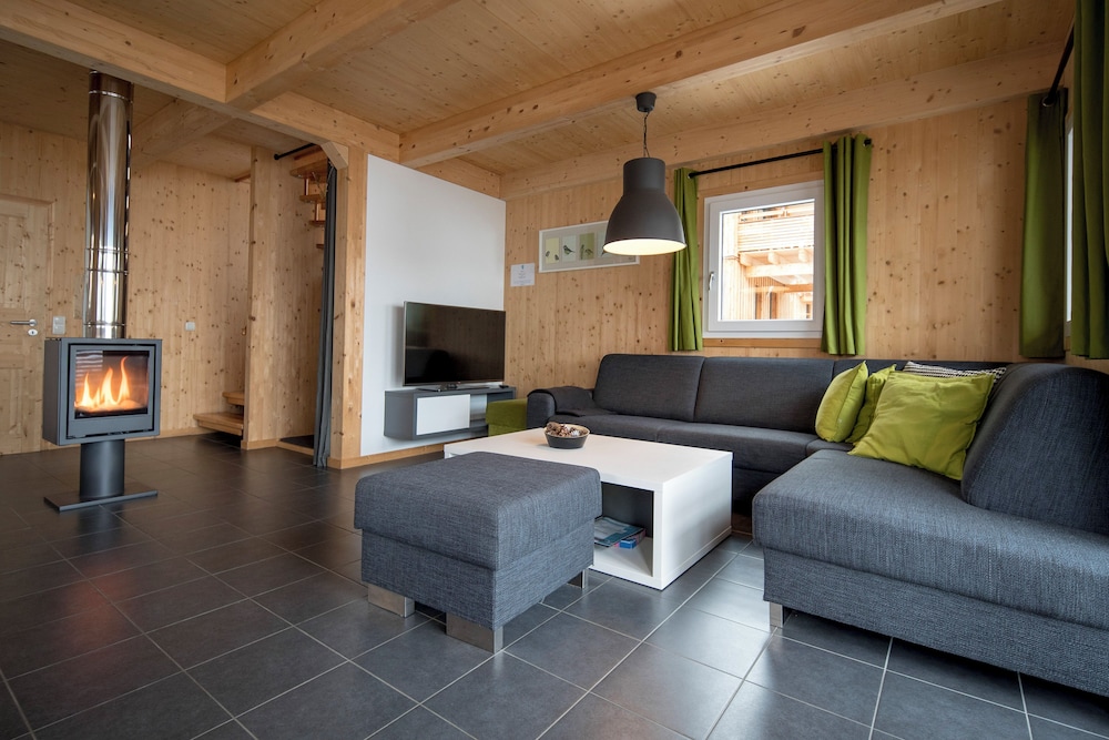 Ferienhaus # 45 mit IR-Sauna & Whirlpool innen