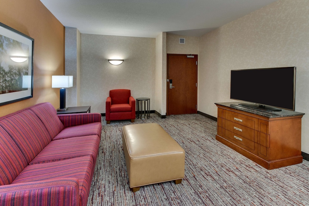 Suite, Multiple Beds, Refrigerator & Microwave (Upper Floor, 2 Rooms, Sofabed) photo 2