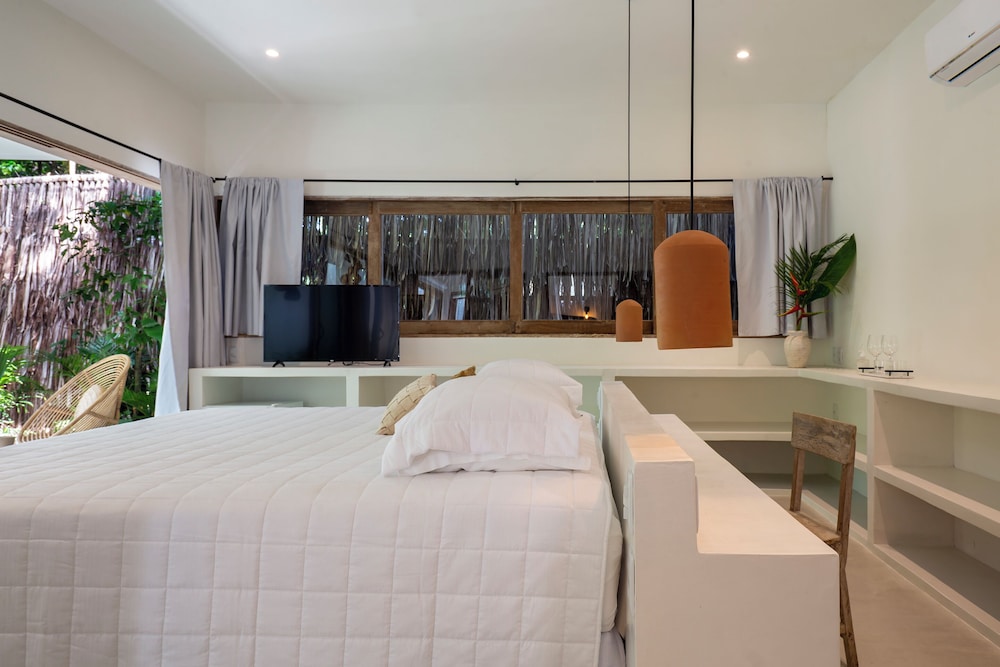Luxury Room photo 2