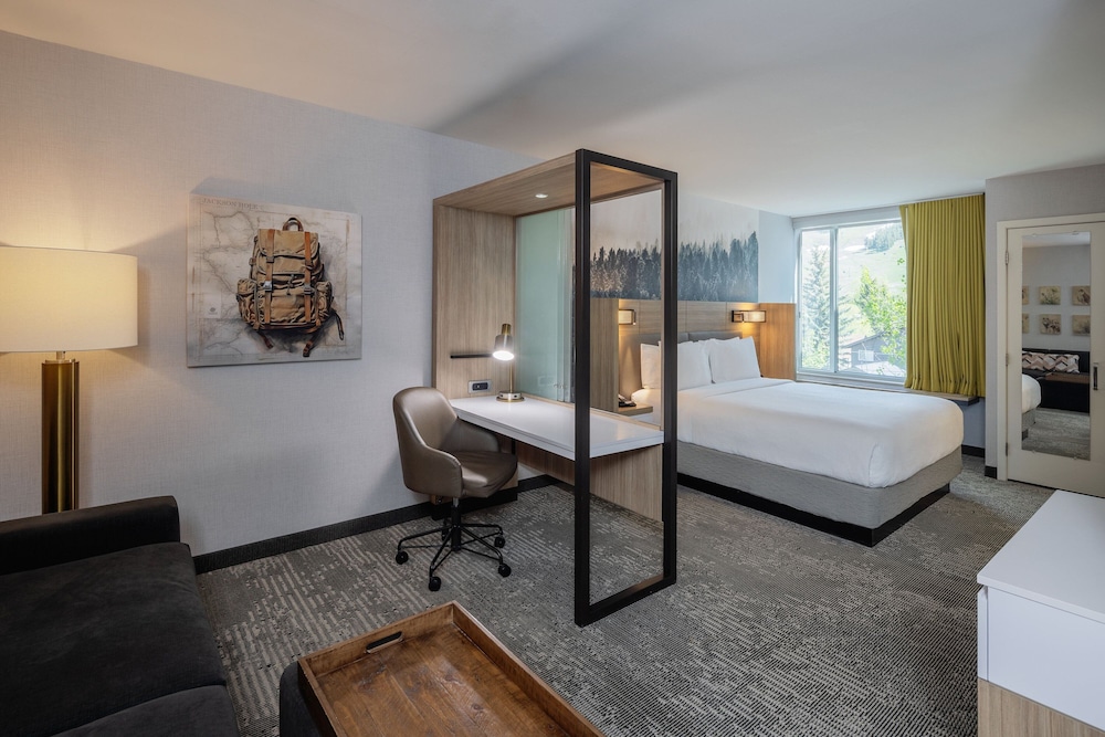 Suite, Multiple Beds, Accessible Bathtub photo 2