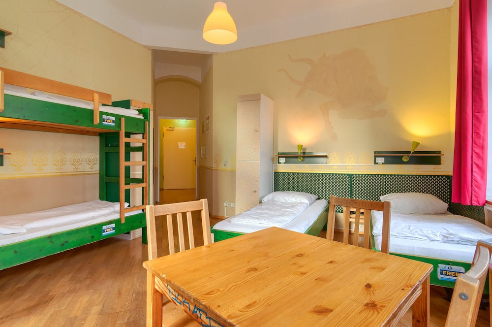 Basic Shared Dormitory photo 2