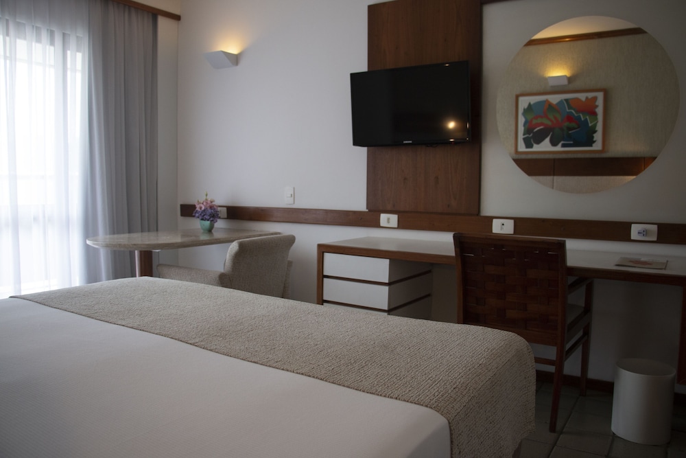 Standard Room thumbnail 5