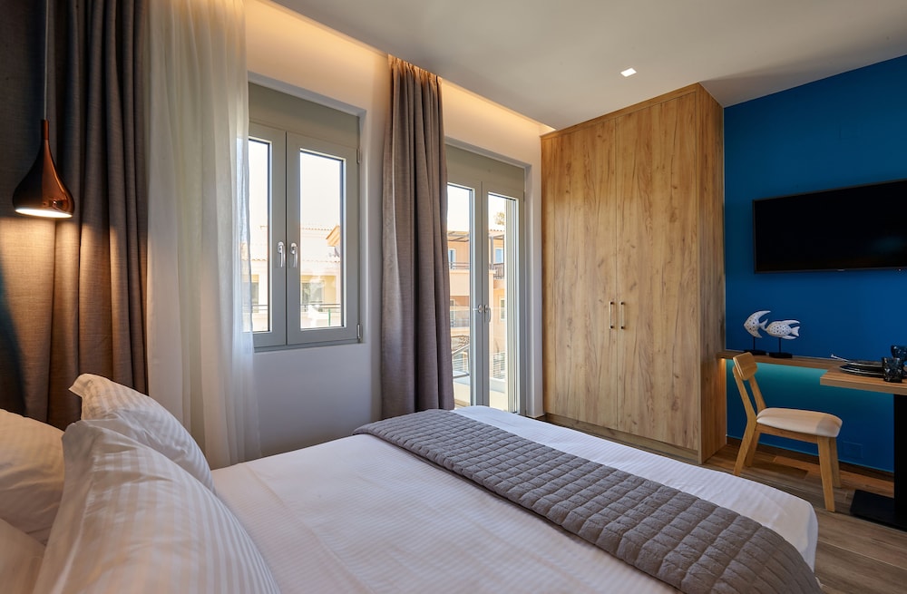 Junior Suite with Garden View - Photo 8