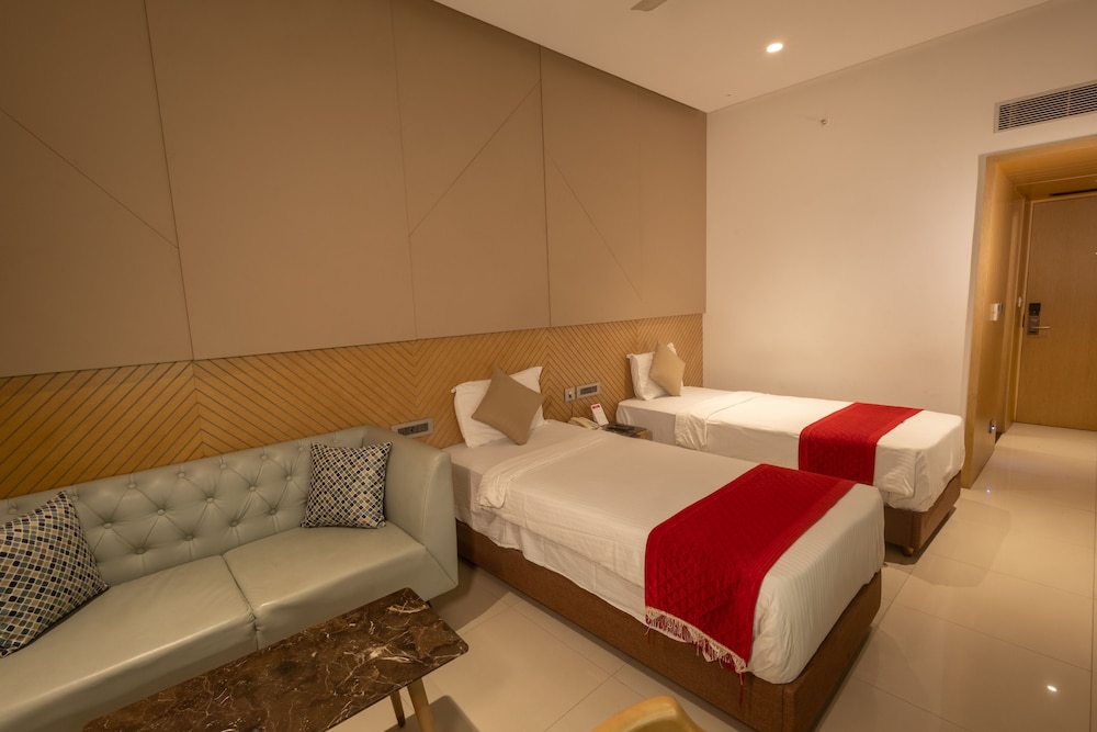 Deluxe Room, City View