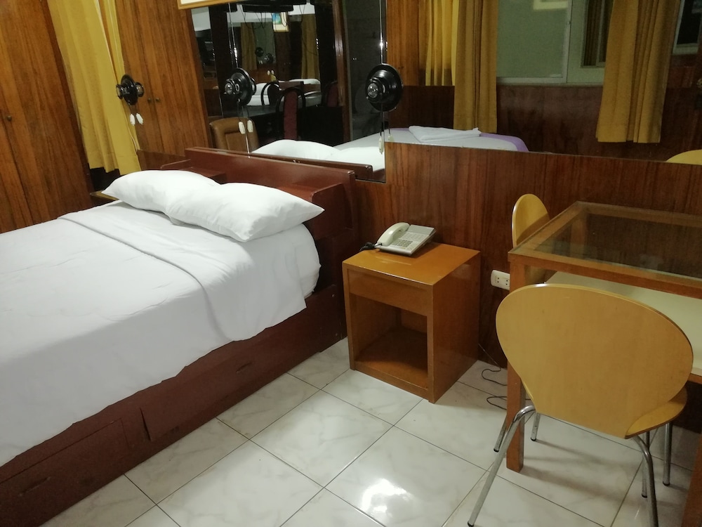 Double Room photo 3