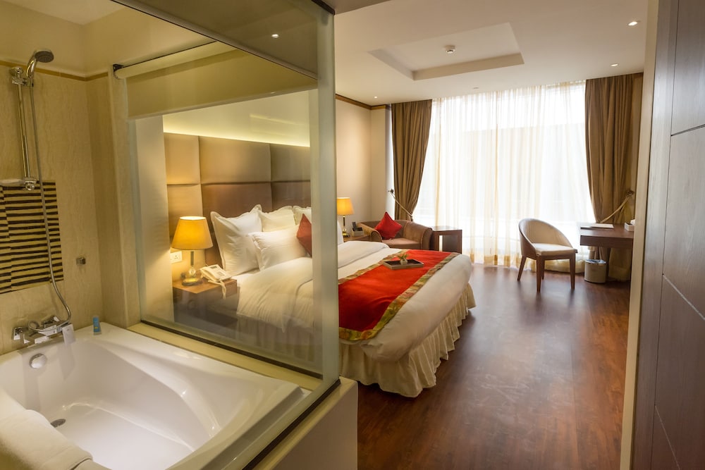 Deluxe Double Room photo 3