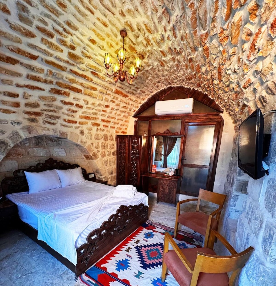Standard Double Room, City View