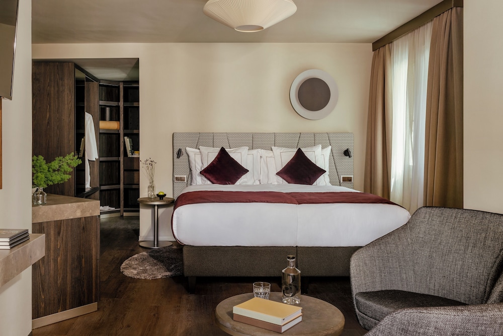View Double Room +