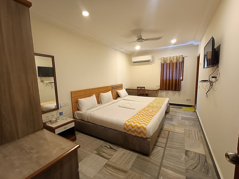 Deluxe Triple Room - Photo 1