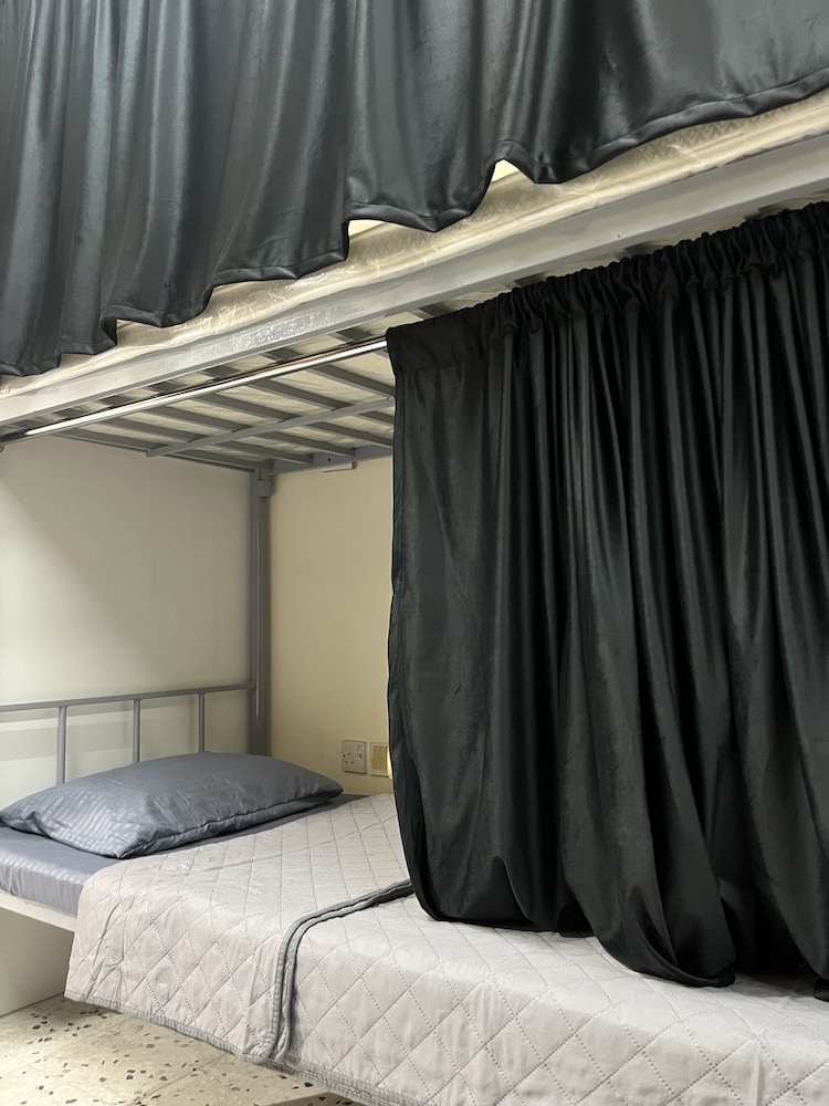Comfort Apartment, Refrigerator & Microwave, City View photo 2