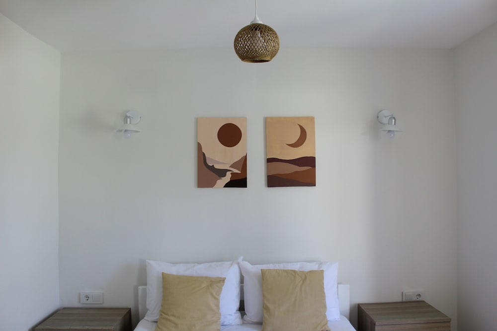 Basic Double Room photo 1
