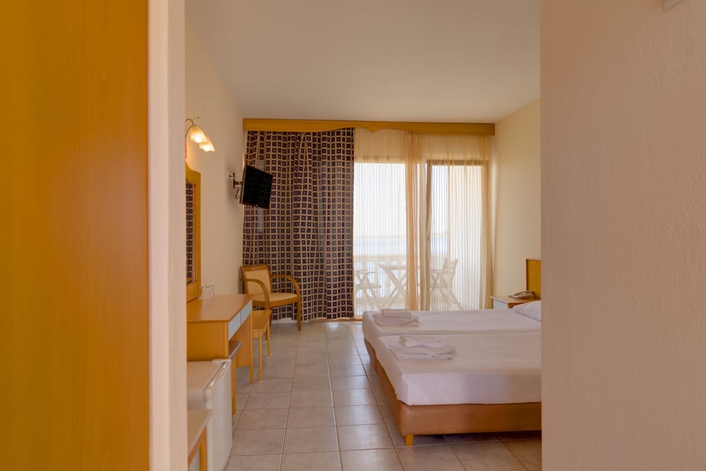 Double or Twin Room, Garden View photo 1