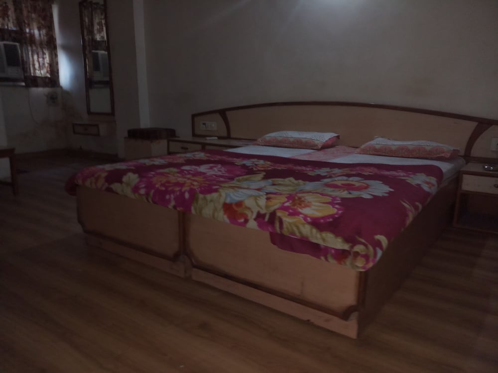 Deluxe Room, City View
