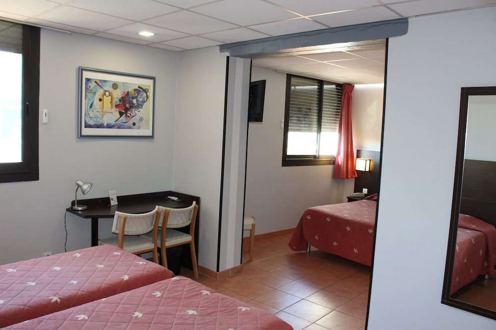 Quadruple Room photo 2