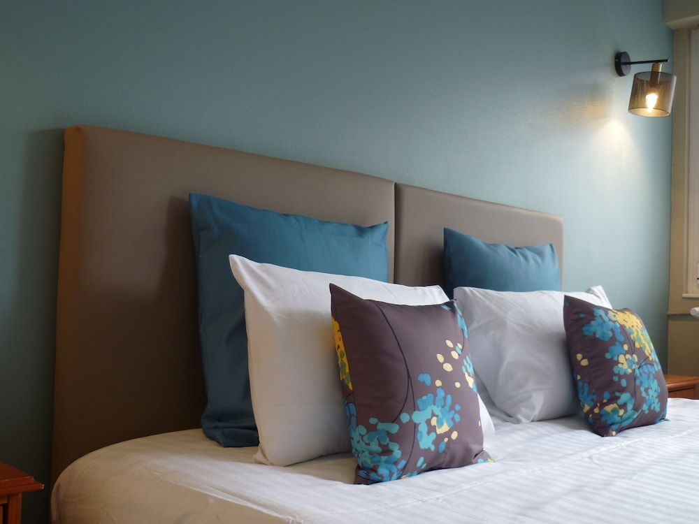 Room, Terrace - Photo 3