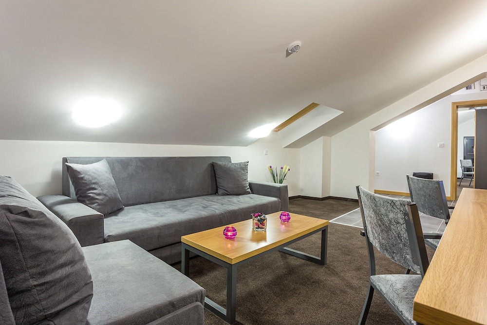 Executive Apartment, 2 Bedrooms photo 2
