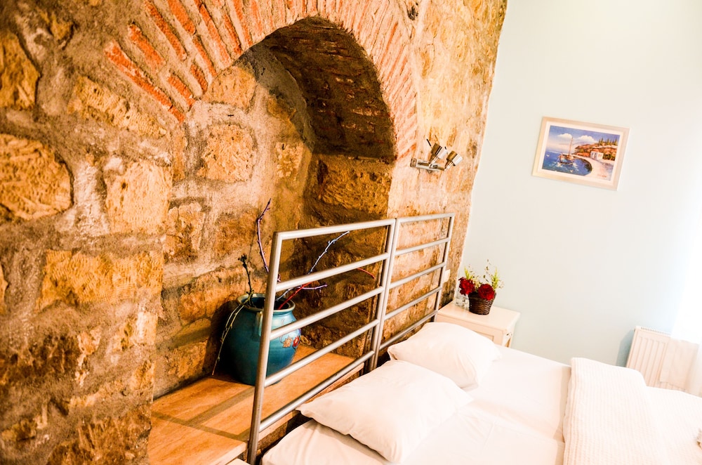 Standard Room photo 3