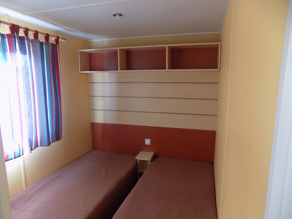 Bungalow, 2 Bedrooms photo 1
