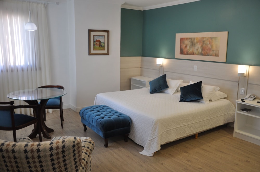 Suite photo 1