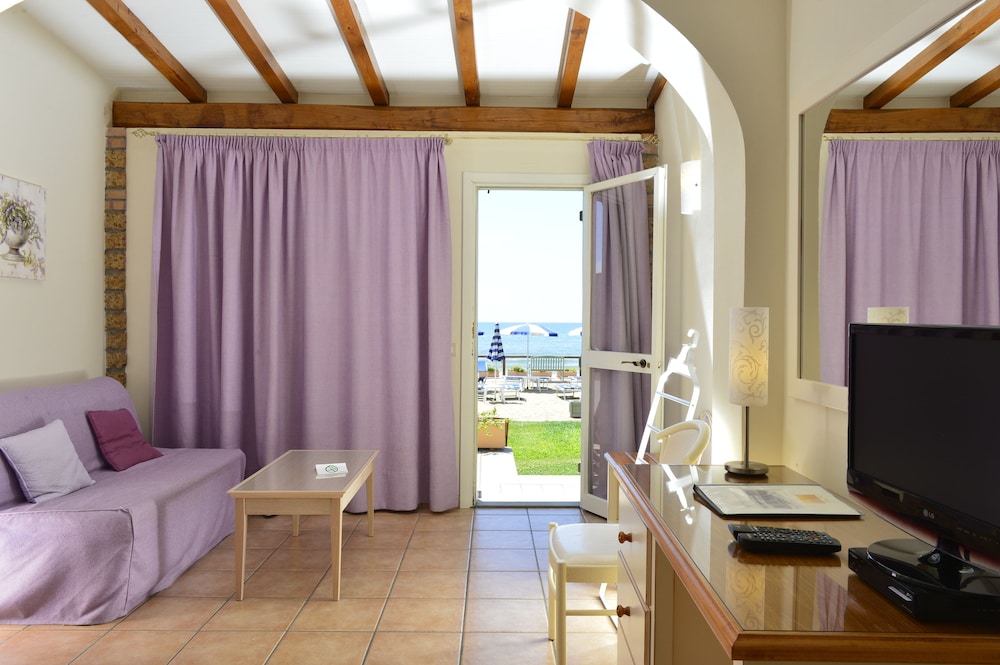 Junior Suite, Sea View photo 3