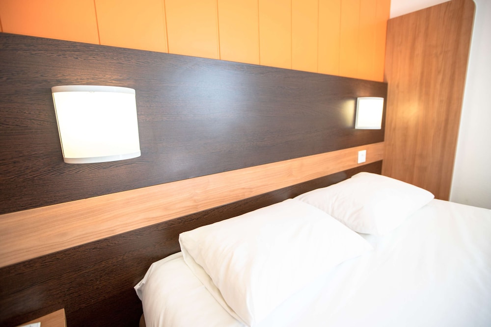 Standard Room, 1 Double Bed - Photo 3