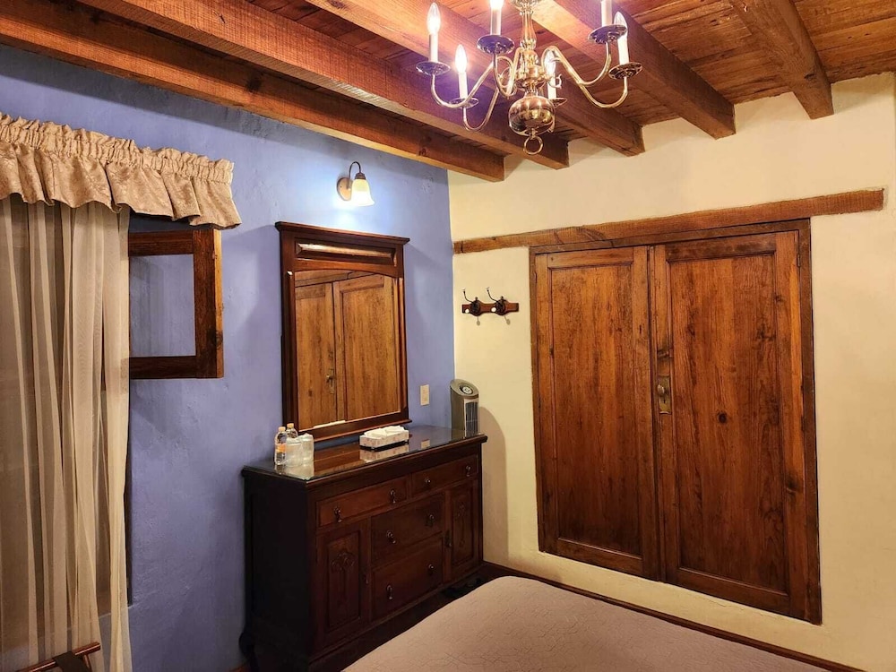 Family Suite - Photo 8