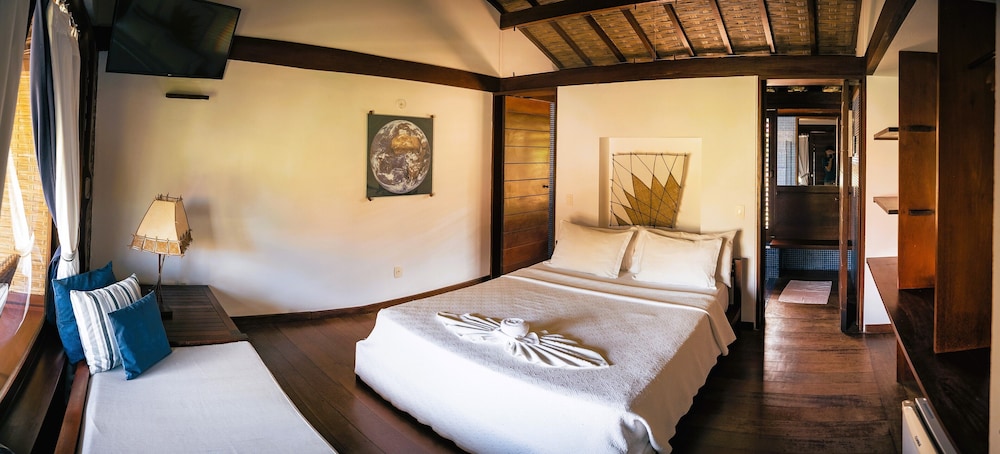 Comfort Suite, 1 Bedroom, Pool View