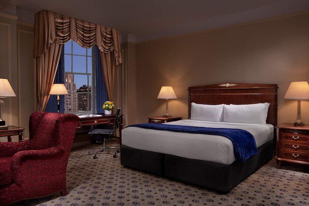 Executive Room, 1 King Bed, Accessible, Private Bathroom