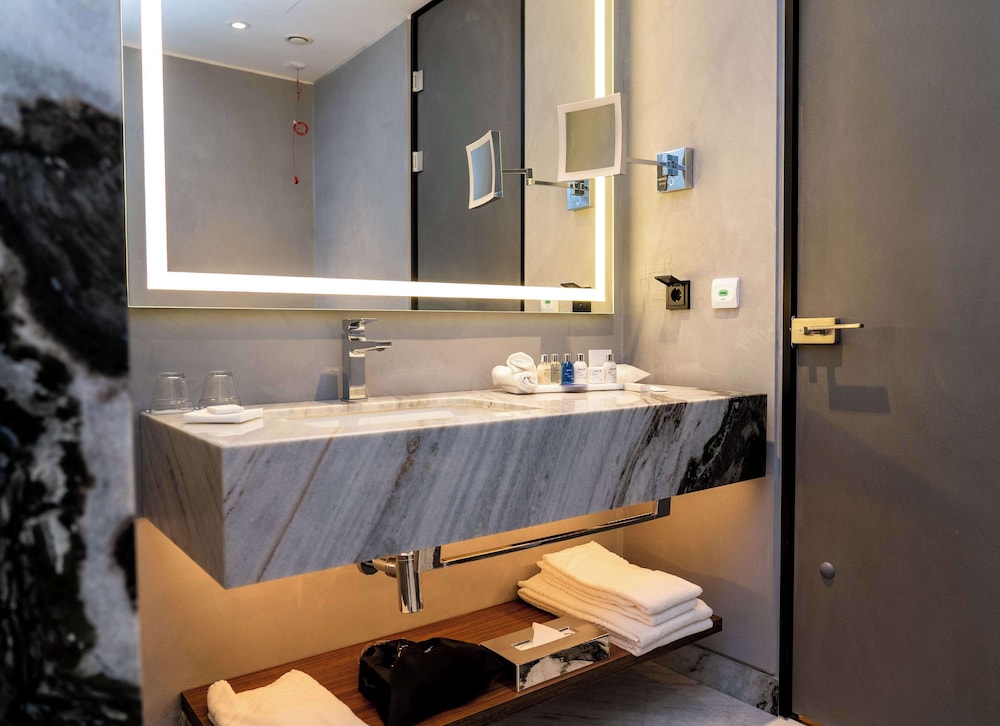 Standard Room - Photo 13