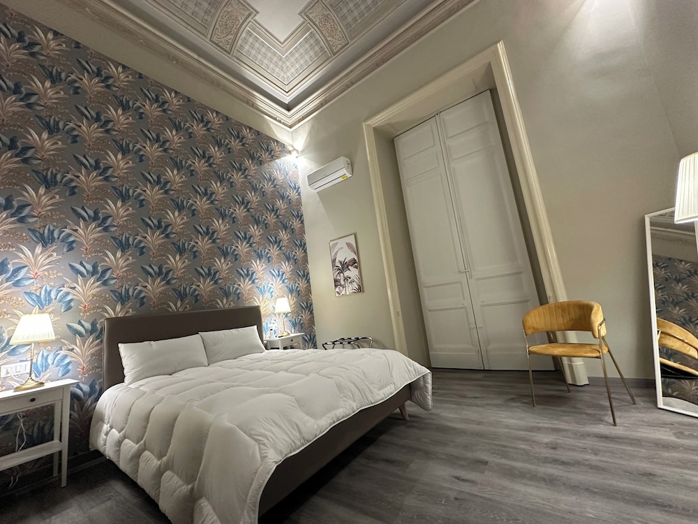 Luxury Room, 1 Bedroom, Balcony, City View