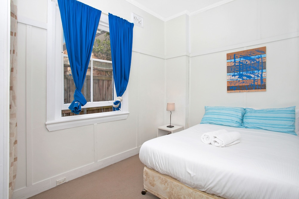 Beach House Apartment 4 photo 1