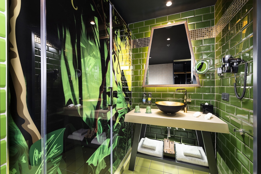 Superior Room, 2 Single Beds, Convertable to King-size Bed, Quarry View - Photo 8