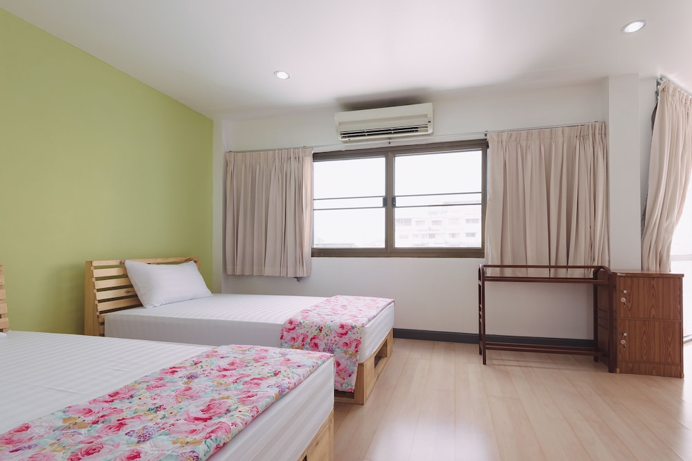 Family room for 5 persons with Private Bathroom photo 1