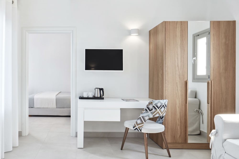 Suite, Beachfront photo 2