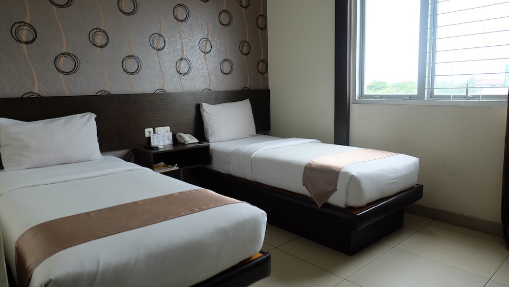 Deluxe Twin Room - Photo 14