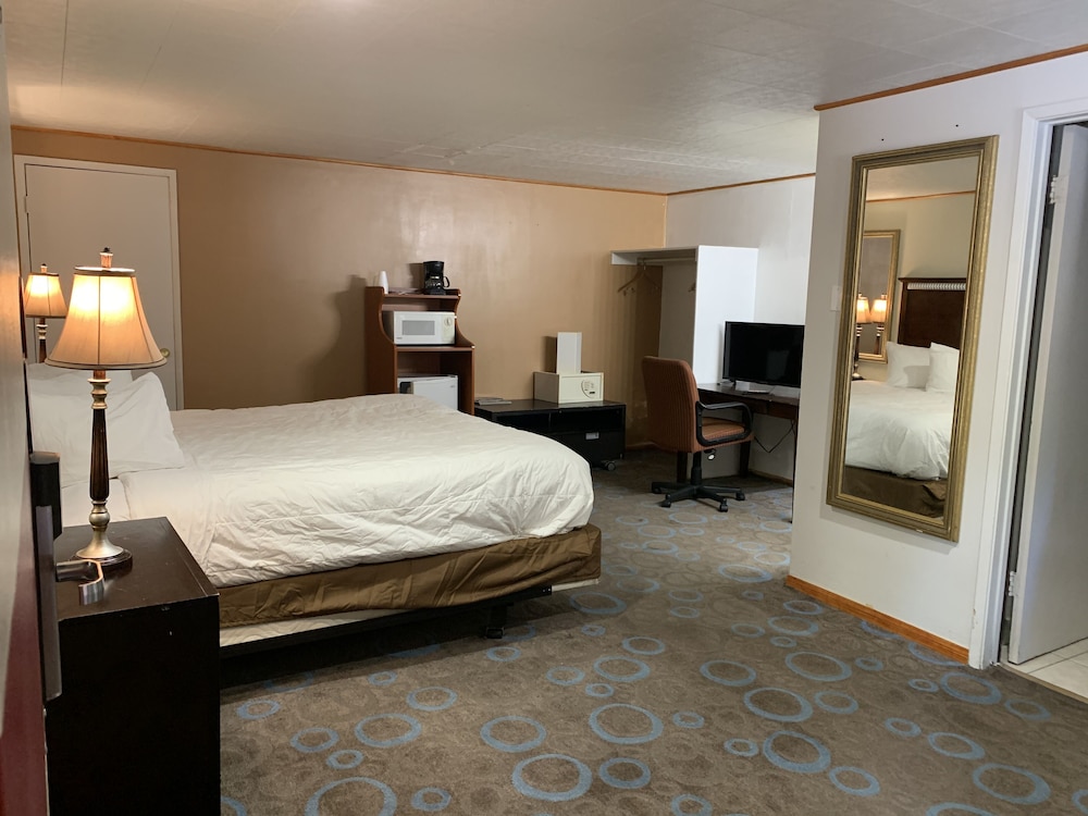 Comfort Room, 1 King Bed photo 2